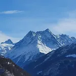 Le Luisant à Saint-martin, Val D'hérens, Valais *